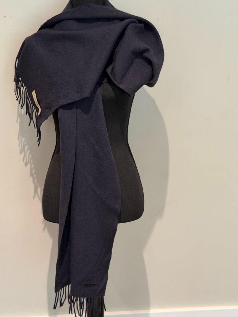 Authentic Burberry 100% Cashmere Scarf Navy Blue Made in Scotland